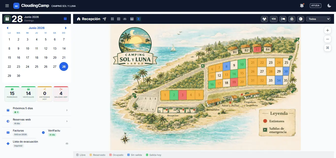 Plano interactivo de un camping en CloudingCamp con las parcelas coloreadas por estado: libre, reservada, ocupada y salida del día
